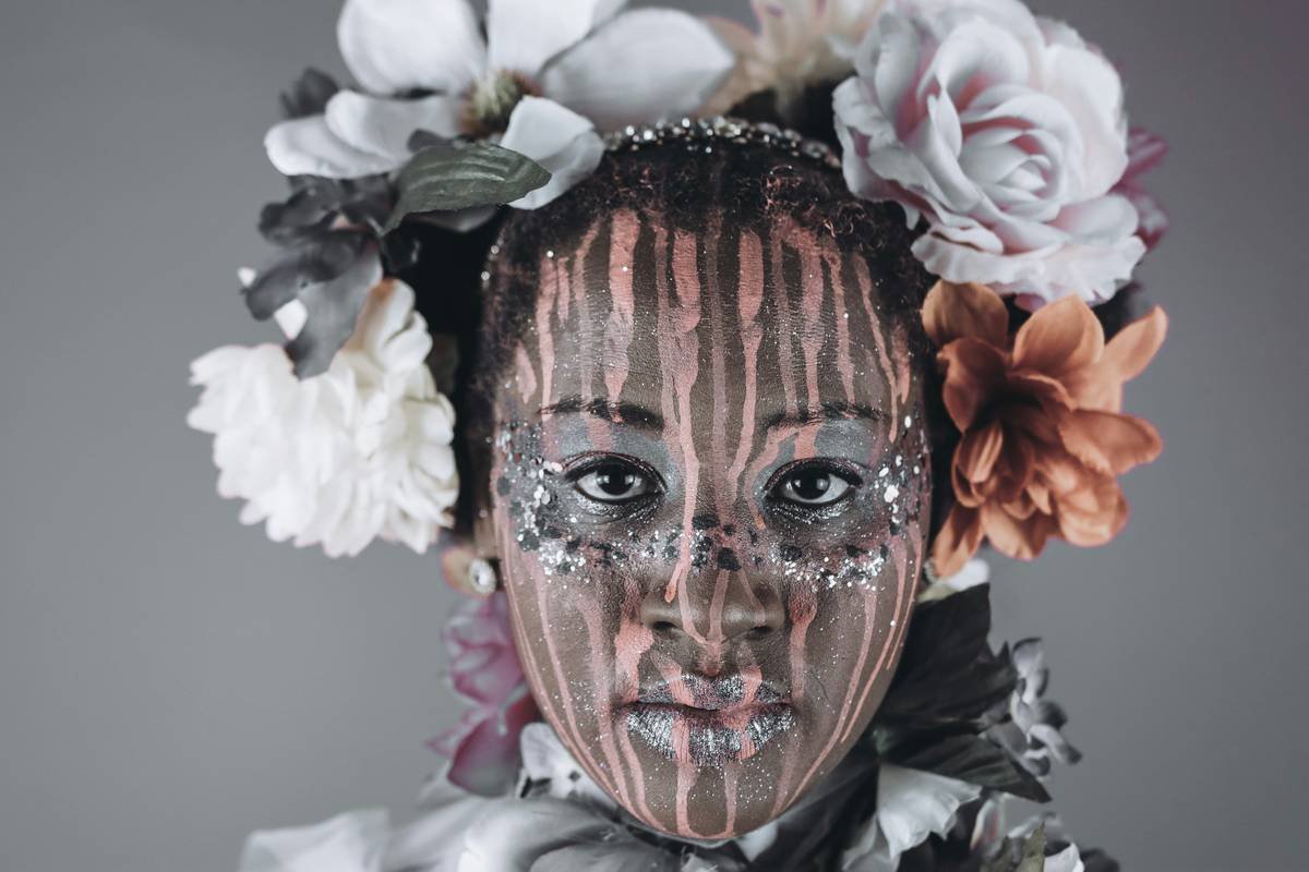 How to Master Trendsetting Makeup: Runway Secrets for Real Life
