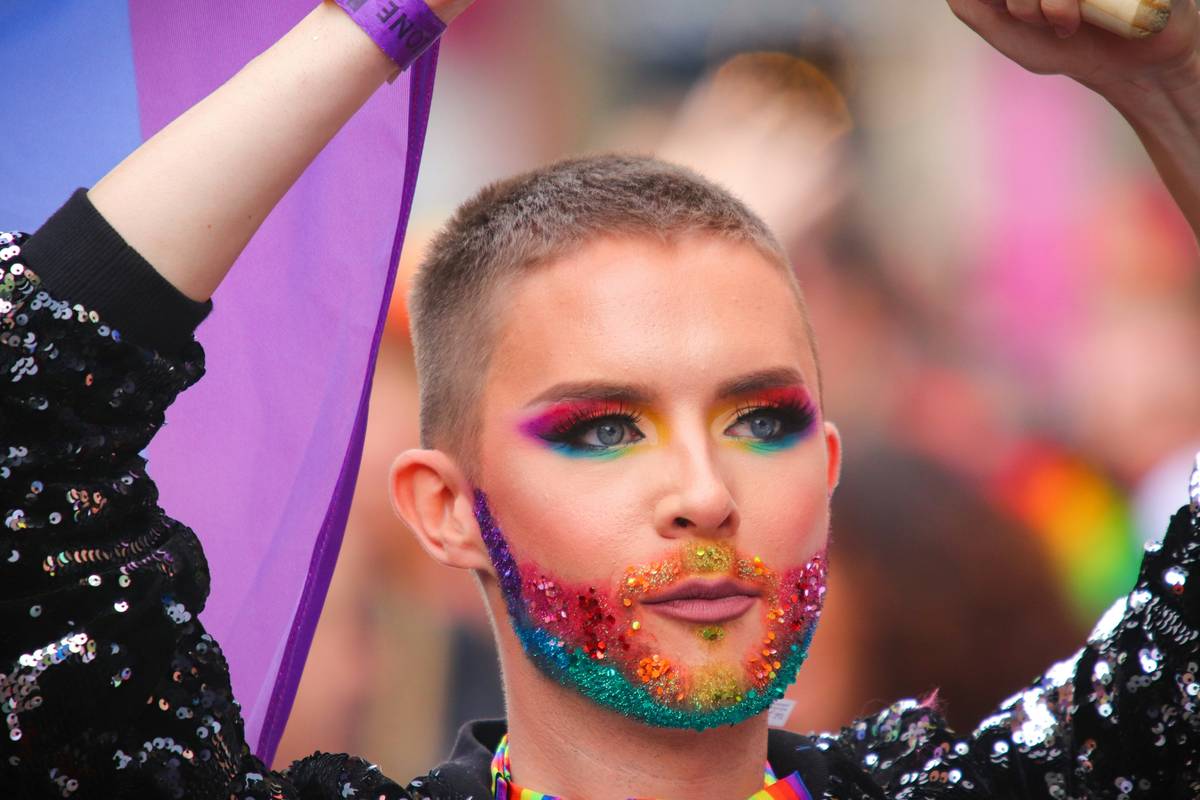 How to Master Experimental Makeup Looks Inspired by the Runway—Without Ending Up in a Glitter Puddle